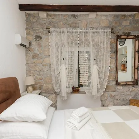 Heritage Palace Listun Lägenhet