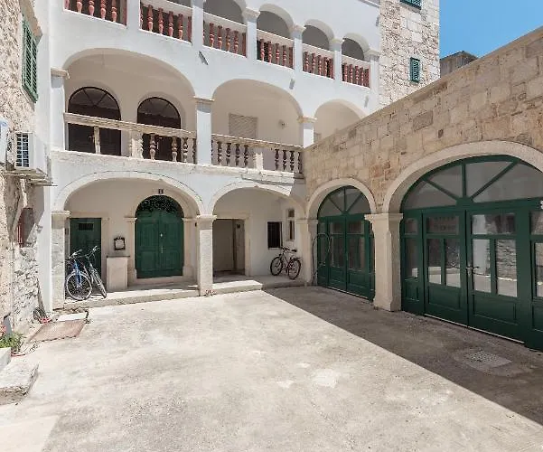 Appartamento Heritage Palace Listun Makarska