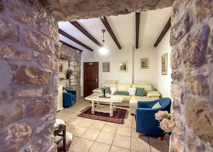 Appartamento Heritage Palace Listun