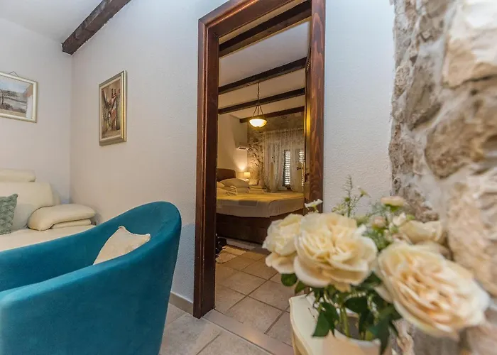 Heritage Palace Listun Appartamento *